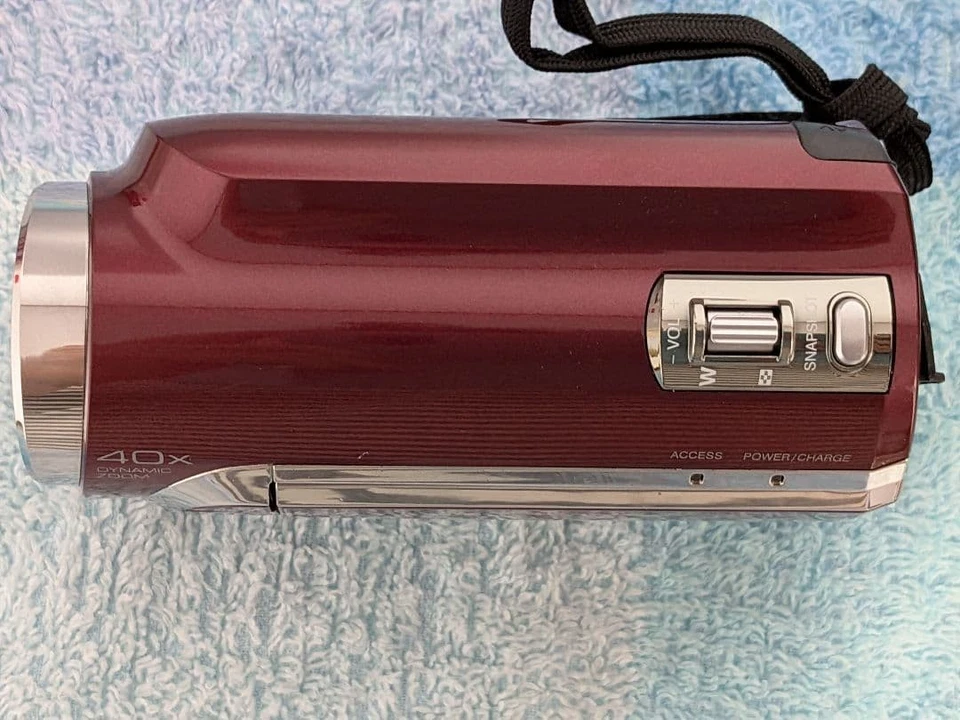 Victor Everio HDD Camcorder 40x Optical Zoom 800x Digital Zoom 28h Record Used - Image 3 of 4