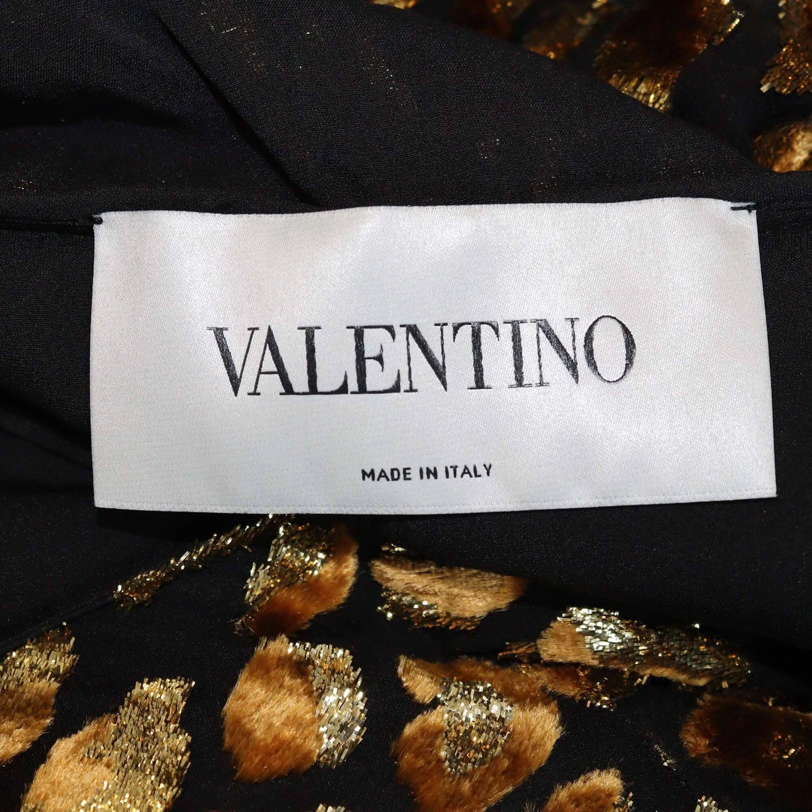 Maxi abito Valentino nero oro fantasia leopardata scollo a V con cintura