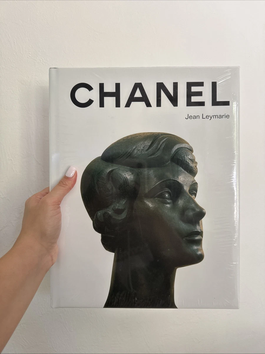 Preços baixos em Livro Chanel | eBay