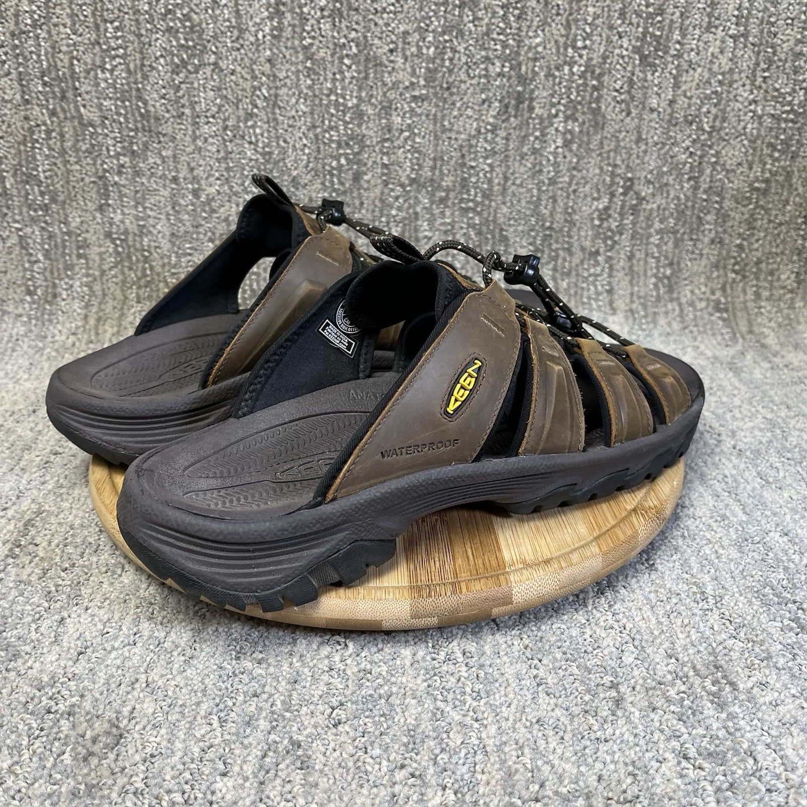 Sandali sportivi KEEN Targhee 3 uomo taglia 11 punta chiusa escursionismo pelle marrone slide