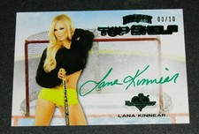 2014 Benchwarmer LANA KINNEAR Hockey #32 TOP SHELF Green Foil Auto/10 IRON MAN