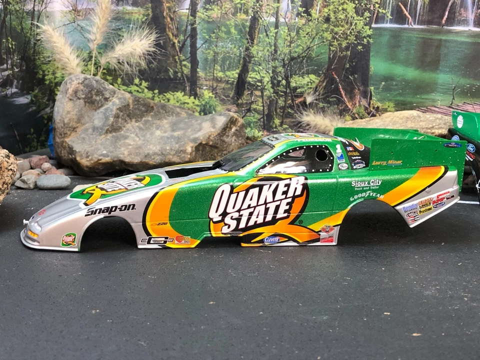 1:24 Diecast Action TONY PEDREGON X-MEN CASTROL QUAKER STATE Funny Car + Bodies - Image 3 of 4