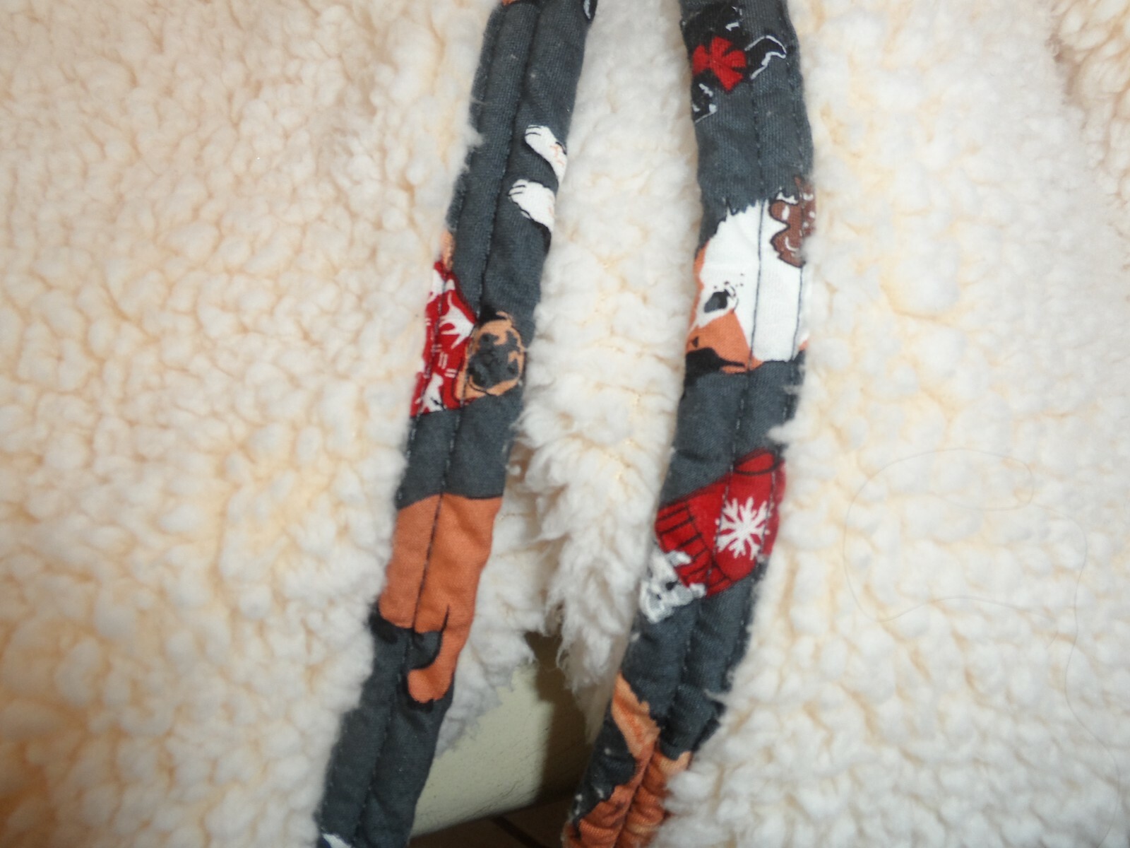 Vera Bradley Limited Edition Holiday Dogs Fluffy Flee… Gem