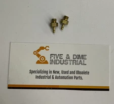 Universal Instruments 90007486 Pkg of 2 10-32 to 1/16 Hose 