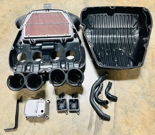 CASE,AIR CLNR