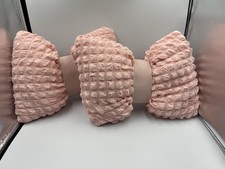 2 Decorative Bow Pillows Pink NWOT