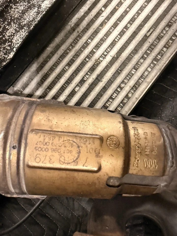 2004 Bmw 330i Zhp 工厂接头带 Ms45.1 后 02 传感器 — 第 2/2 张图片