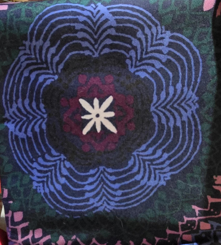 Juego de 4 Nuevo Xhilaration Cortina Ventana Panel 50" x 84" Medallón Bloqueo de Luz Foto 2 de 4