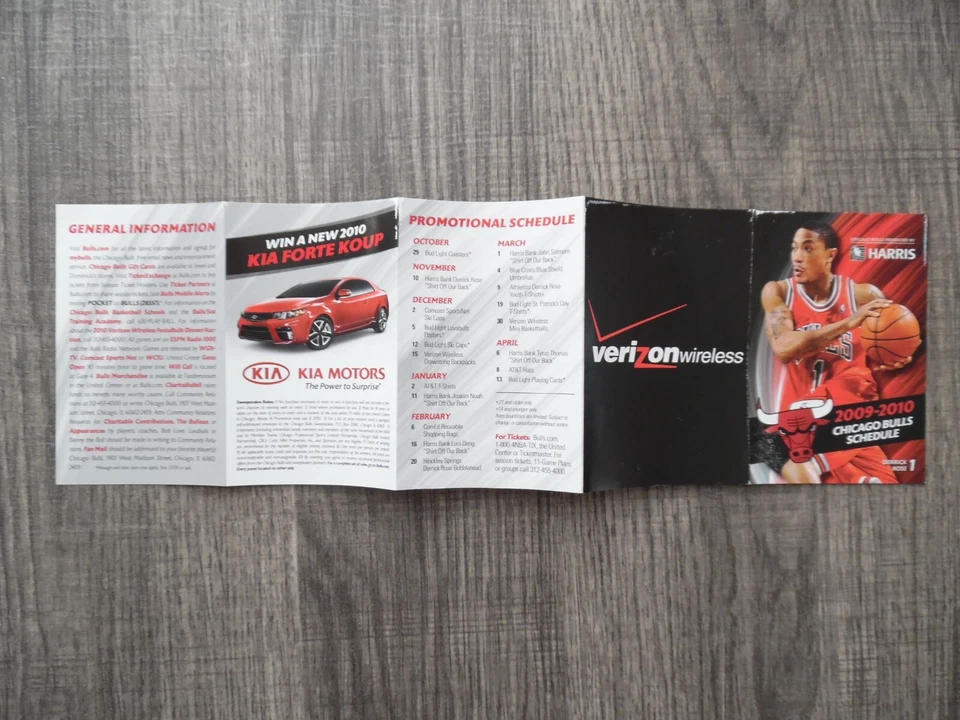 Calendario de bolsillo de la NBA Chicago Bulls 2009-10 Derrick Rose Verizon Wireless Foto 4 de 4