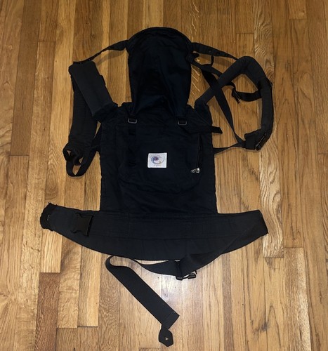 Ergobaby Organic Black Baby Carrier - Picture 1 of 7