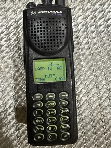 1-Motorola XTS3000 MODEL 3 700-800MHZ. LAFD FREQS PROGRAMMED AS SCANNER w/MODAT - Picture 11 of 19