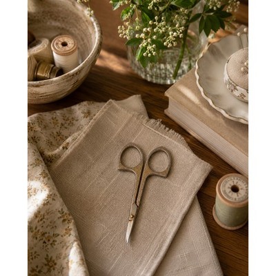Vtg Gold Tone Textured Handle Embroidery Scissors Small Precision Sewing Snips