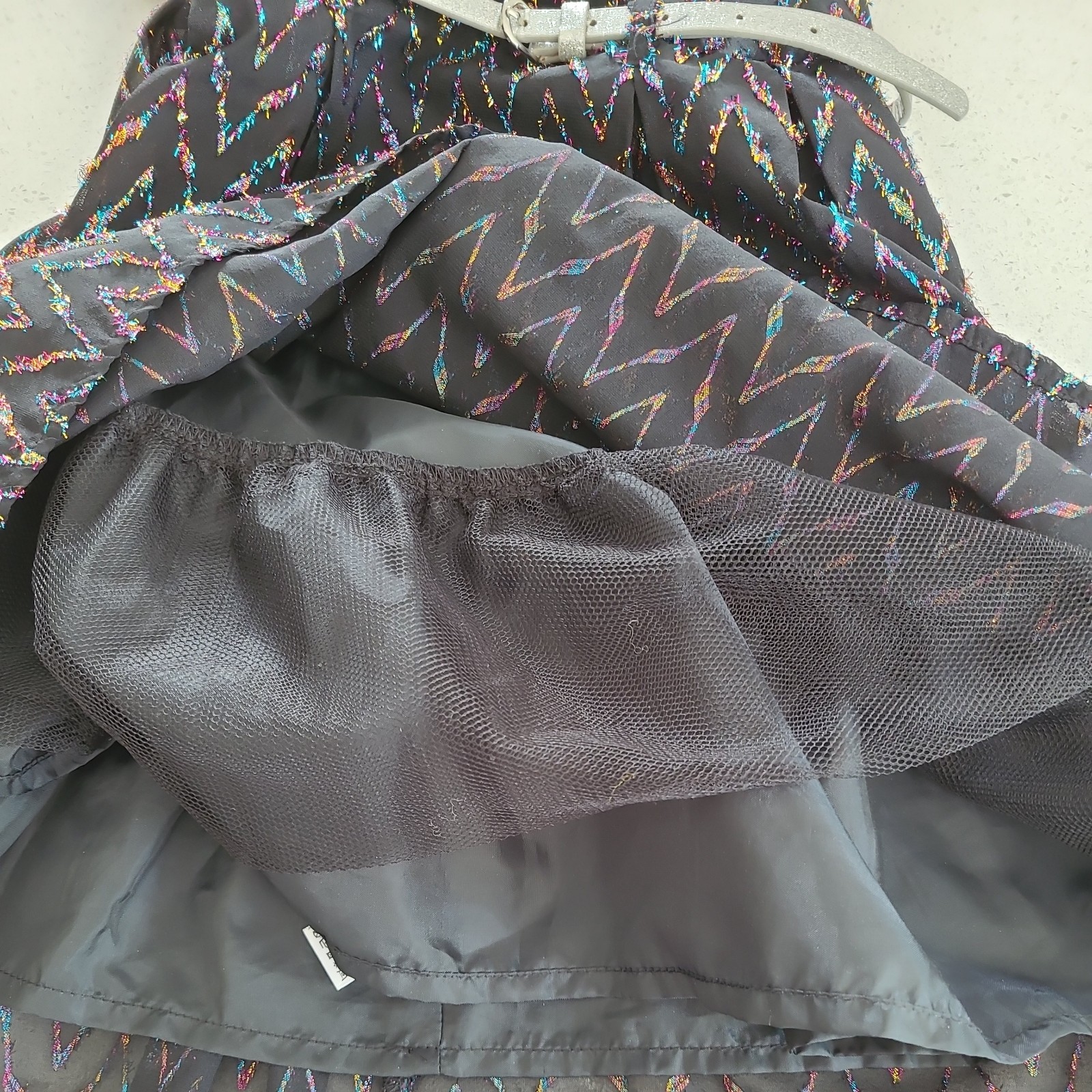 Black disco short sleeved Party Dress & Belt, Sparkly zig zag pattern, Age 8Yrs. image 10