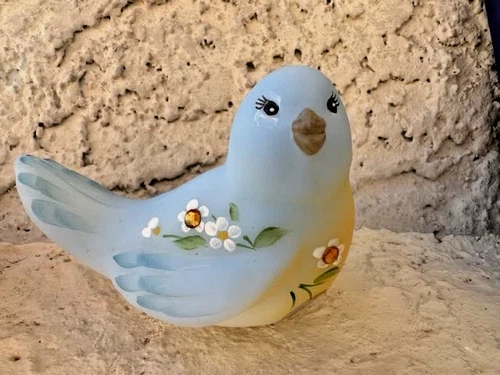 FENTON ART GLASS SONG BIRD W SWAROVSKI CRYSTALS, SIGNED W/ BOX***GORGEOUS