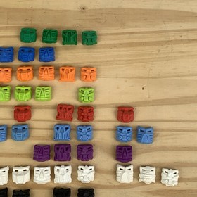 Lego Bionicle 8559 set of 67 Active and Inactive Krana 2002