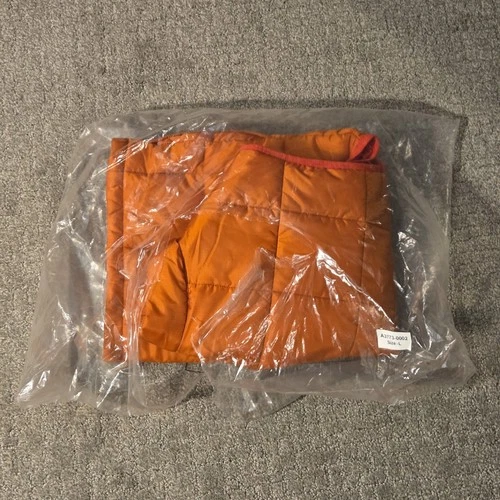 NWT Levi's Gold Tab Pastime - Orange Insulated Puffer Vest - Men's L Large image 5
