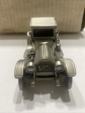 1913 Cadillac Roadster – Hand-Crafted Pewter Classic Car Replica