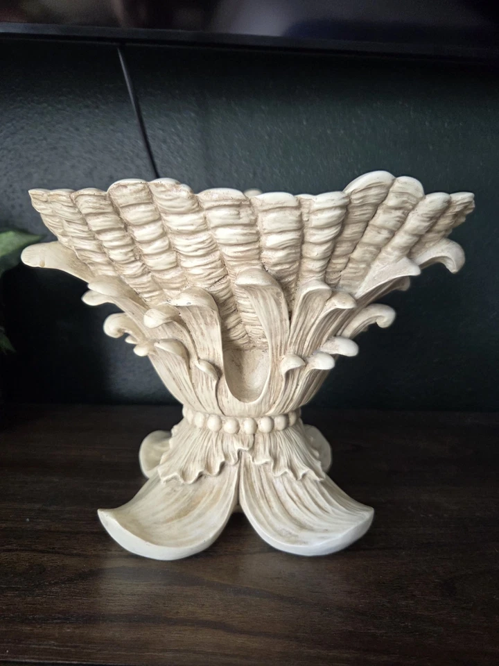 De colección Stein Mart Coastal Shell Pedestal Bowl Resina Imitación Tallada Decoración 10" Foto 2 de 4