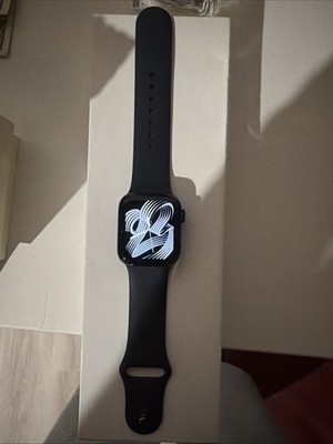 Apple Watch SE GPS + Cellular 40mm Aluminium