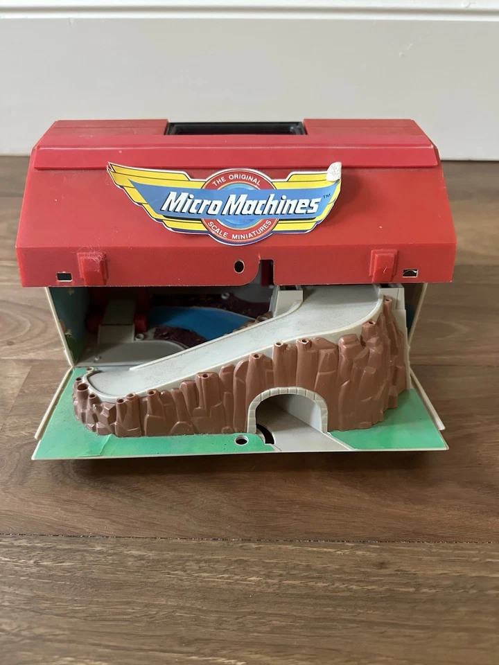 Vintage Micro Machines Super City Toolbox Playset 1988 Galoob Cars Boat & Plane - Image 3 of 4