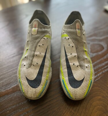 Phantom GT2 Elite FG 'Grey Volt' - Size 7.5 - Good Condition - No Laces