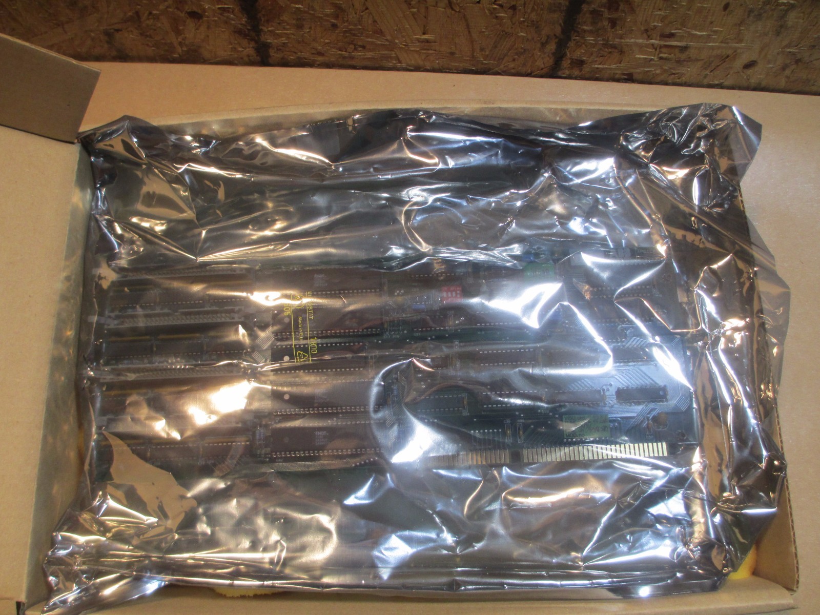 ABB APGIC 03 PLC BOARD,PART ID E-32235 ABB AS ROBOTICS APQIC.03 NOS IN BOX