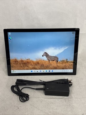Microsoft Surface Pro 7 (1866) 12.3'' (256GB, Intel i5 10th, 16GB) - *LCD Spot*