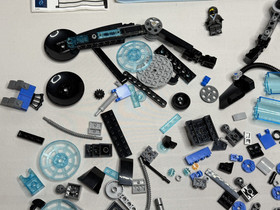 LEGO Ninjago Movie 70611 Water Strider - 1 Figurine + Parts INCOMPLETE P123C