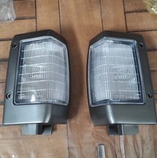 Coppia FRECCE FANALINO ANTERIORE  nissan d21 d22