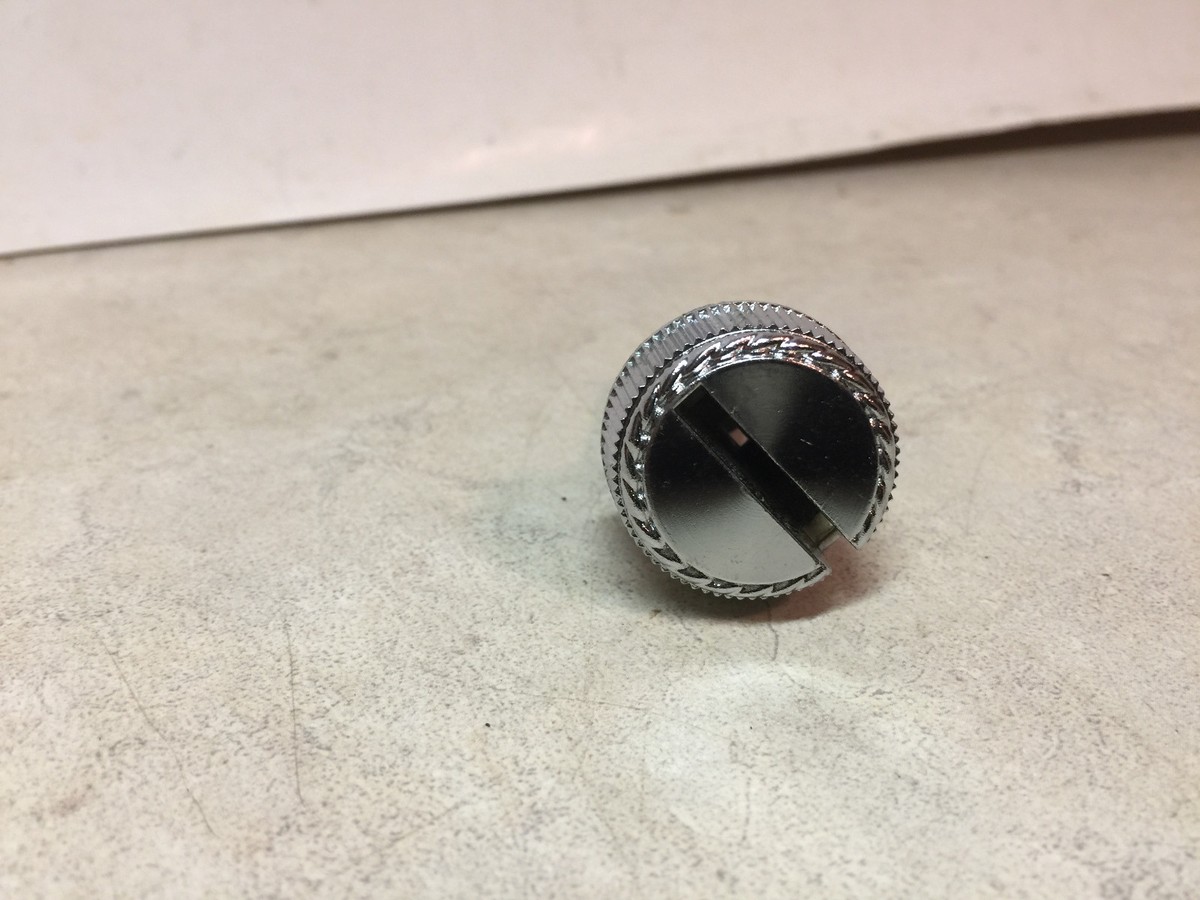 NEW GM Part #9632732 OEM GLOVE BOX LOCK CYL. 1960's-80's Vintage