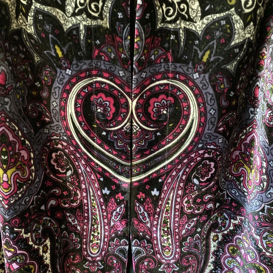 Chaqueta tapiz vintage Laura Ashley púrpura cachemira pequeña gancho y ojo abertura laterales Foto 4 de 4