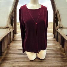 Christie&Jill,Woman,Velvet blouse,Wine red,Sz S,Button,Long Sleeve,Made in USA.!