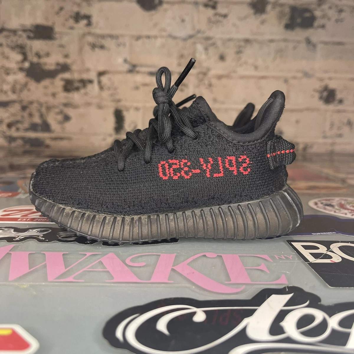 Yeezy Boost 350 V2 Bred Infant Size 6K Used
