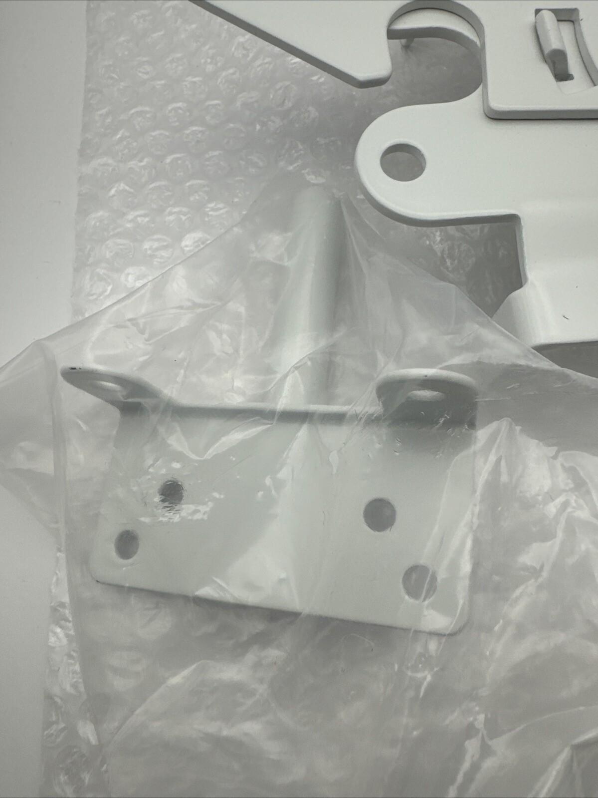 Double Locking Gate Latch White (for Vinyl, Wood, PVC etc Fencing)