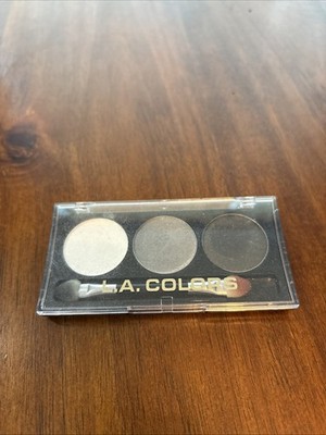 LA.Colors Multidimensional 3 Color Eyeshadow-C68676 Moonflower:0.19oz/5.5gm