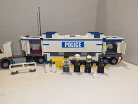 LEGO 7743 City Police Command Center Trailer Incomplete