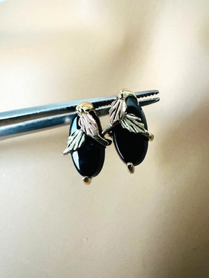 Nachlass 10K Gelbgold Schwarz Onyx Oval Ohrstecker Bicolor Blattgold Design