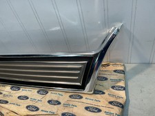 NOS 1972–1976 Ford Gran Torino Sport Gran Front Fender Emblem – D2OZ-16098-E
