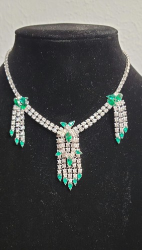 Vintage Astra mit Smaragdgrün und Kristall Strass Halskette mit Schraubverschluss - Bild 4 von 17