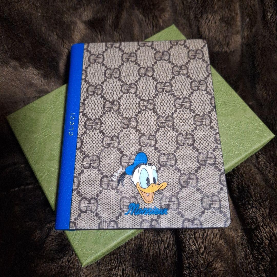 GUCCI Disney collaboration notebook Donald Duck New Mint condition