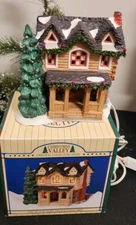 Vtg 1994 Christmas Valley Lighted Delux Porcelain Village Collectible Log Hone