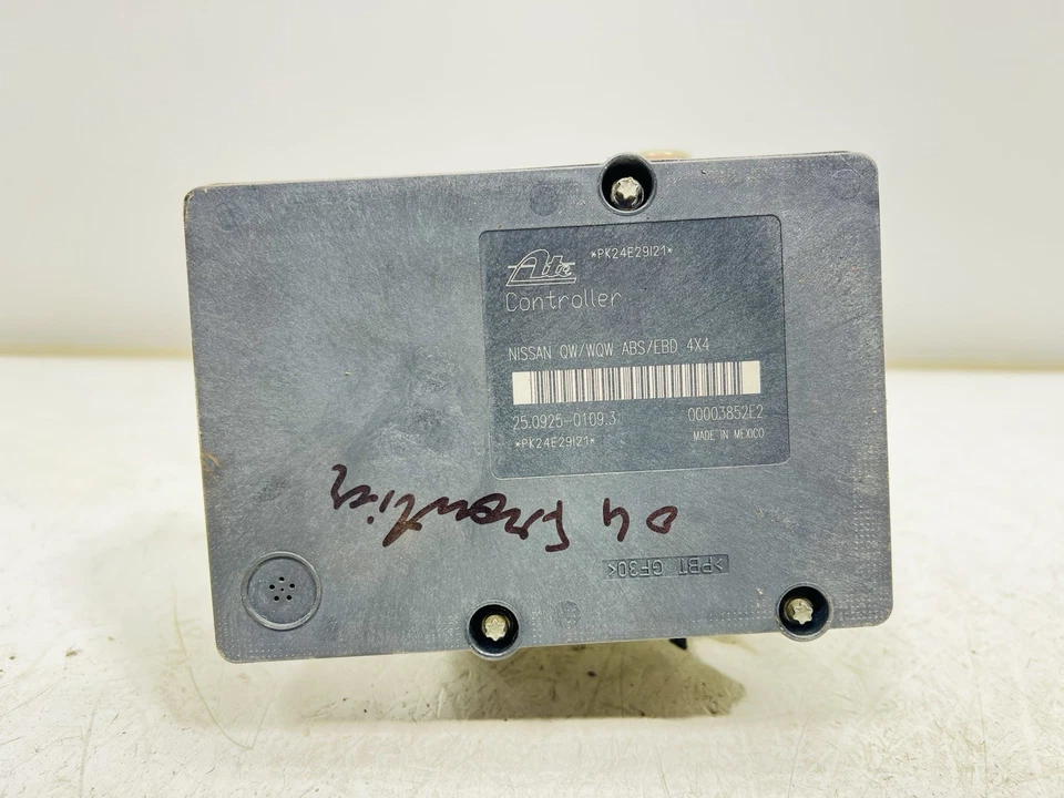 Módulo de freno antibloqueo bomba ABS Nissan Xterra Frontier 2003-2004 usado OEM  Foto 2 de 4