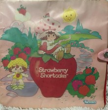 RARE Vintage 1980s Strawberry Shortcake Story Book/Storage Case Binder