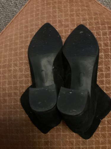 Black real suede pointed toe ankle boots size 39/6 - Picture 8 of 8