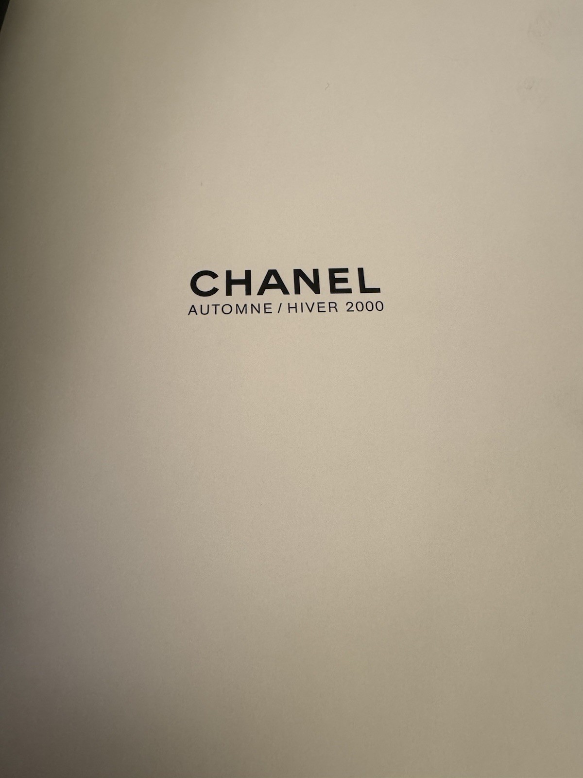 Chanel Lookbook Fall/Winter 2000 model Angela Lindvall Karl Lagerfeld thumbnail 4