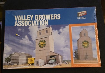 Walthers Cornerstone 933-3096 HO Scale Valley Growers Association Getreideaufzug