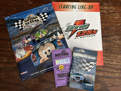 Daytona 500 February 2004 Souvenir Program & Fan Guide Package In Sleeve