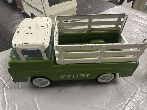 Nylint Thoroughbred Farms Horse Trailer Stake Truck Pressed Steel Econoline 1960 - Picture 9 of 11
