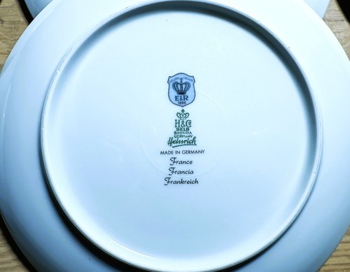 8 VINTAGE GOLDEN CROWN BAVARIA, H&G HEINRICH SELB COUNTRY SCENES DESSERT PLATES - Picture 8 of 8