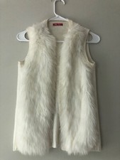Girls Faux Fur Vestknitted back White, Size 8/12 YD